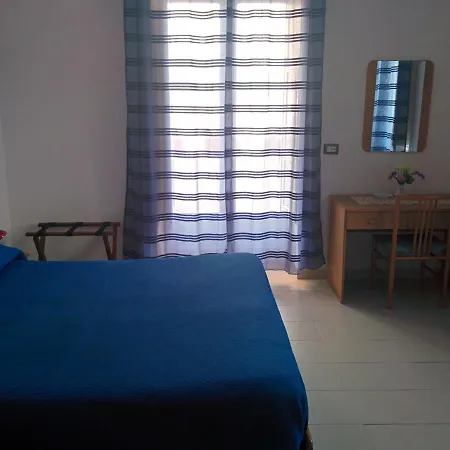 Отель Albergo Villa Verde Палинуро